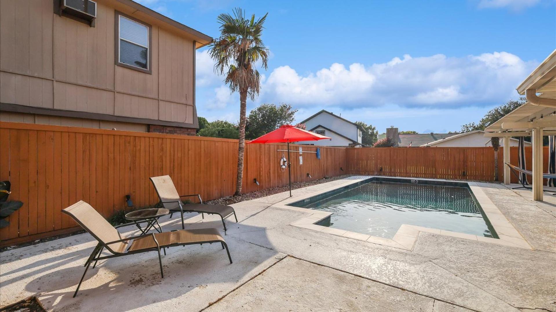 Spectacular 4Br 2,5Ba Holiday Home With Pool And Grill Carrollton Exterior foto