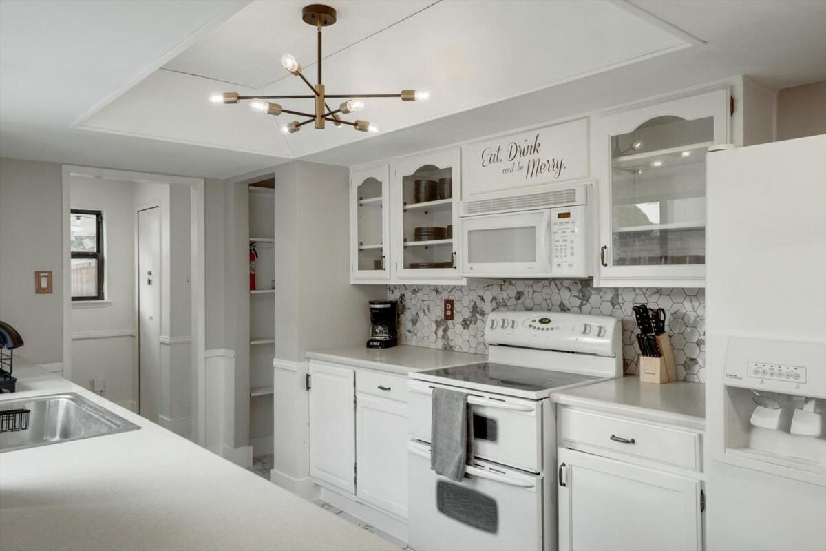 Spectacular 4Br 2,5Ba Holiday Home With Pool And Grill Carrollton Exterior foto